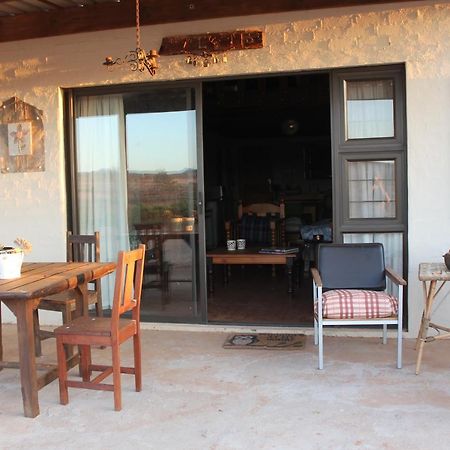 Pureplaas Self Catering Volmoed Oudtshoorn Klein Karoo Lägenhet Exteriör bild